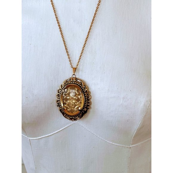 Vintage 1970s Large Brass Oval Pendant Necklace with clear glass BOHO - Picture 4 of 8